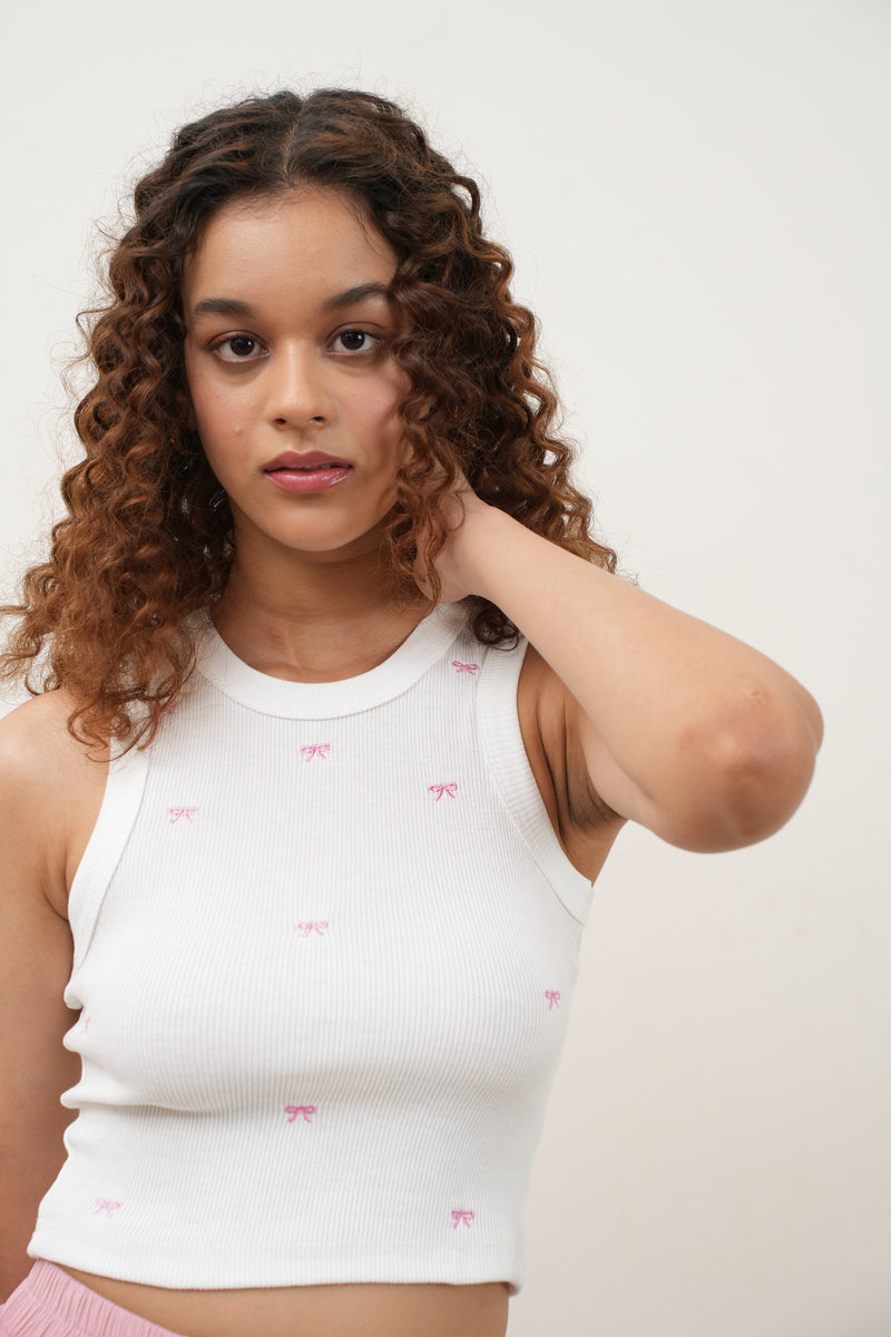 Bow Tank – Basically, Basic